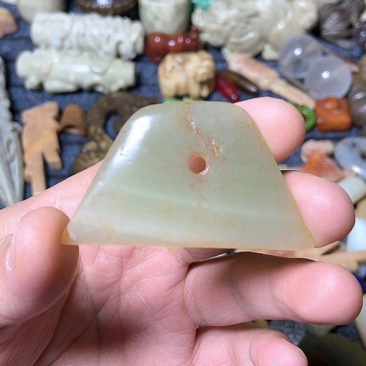 和田玉未镶嵌颈饰73