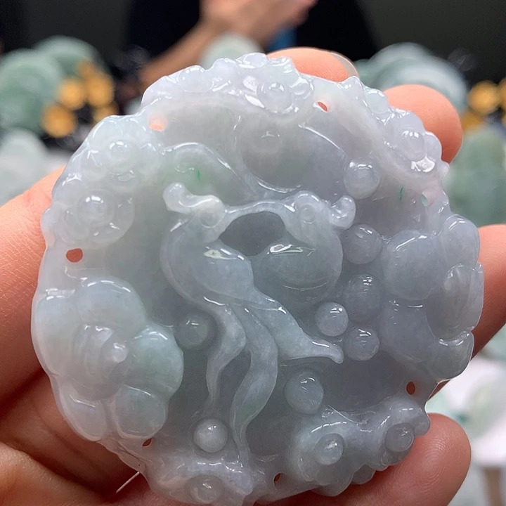 翡翠未镶嵌颈饰花开富贵两面工艺