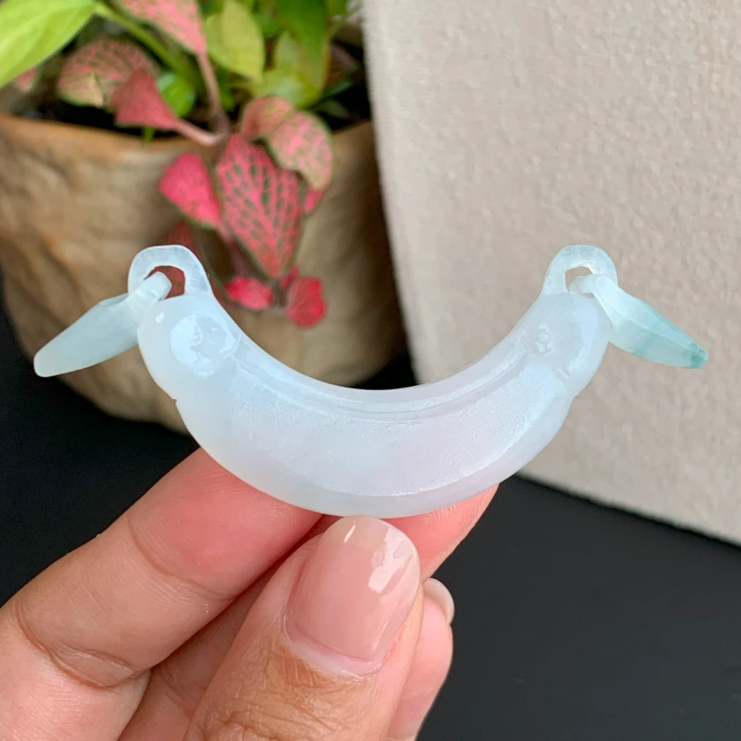 【自然光实拍】清澈 天然翡翠A货飘色吊环玉璜吊坠 定制毛货未抛光