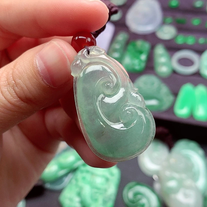 【闪购商品】吊坠(不含链)未镶嵌翡翠如意