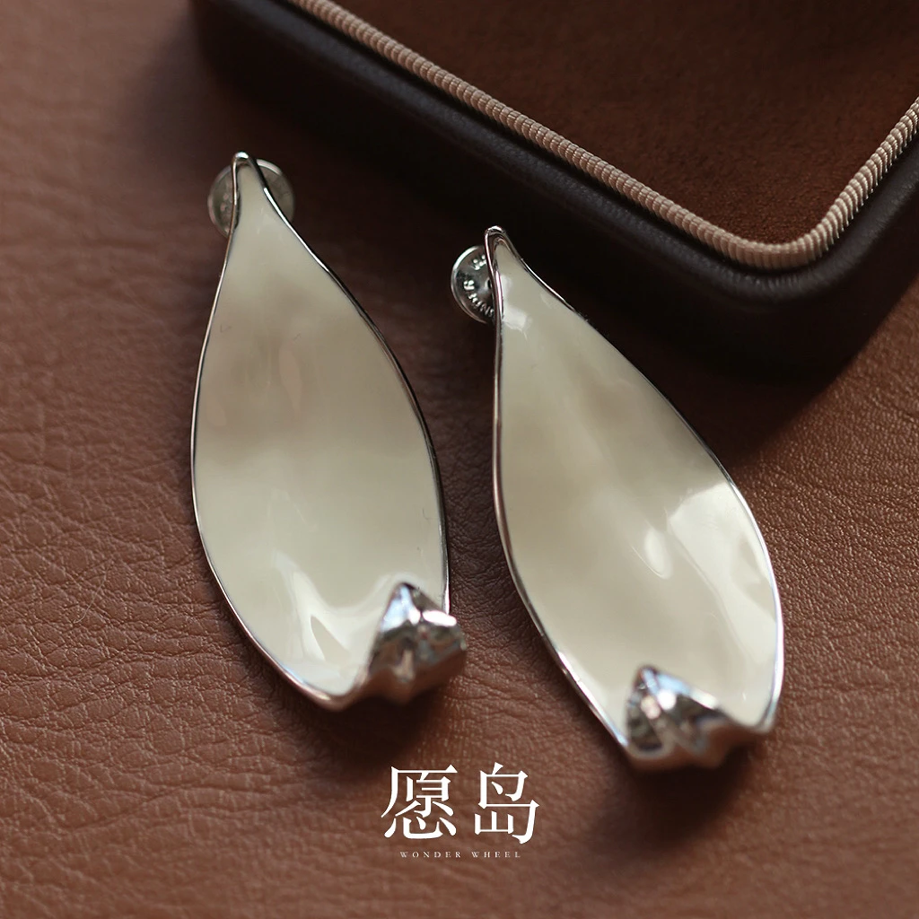 愿岛 黄铜珐琅耳饰 法式气质小众优雅奶油色珐琅滴釉竹叶耳EH2086