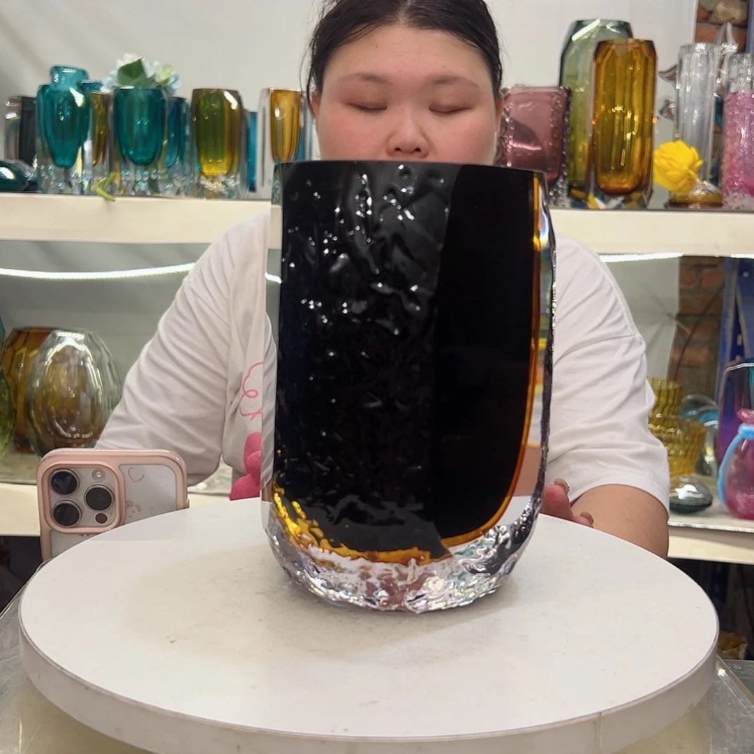 琉璃手工艺品幻彩琉璃花瓶花器高度19纯手工痕迹