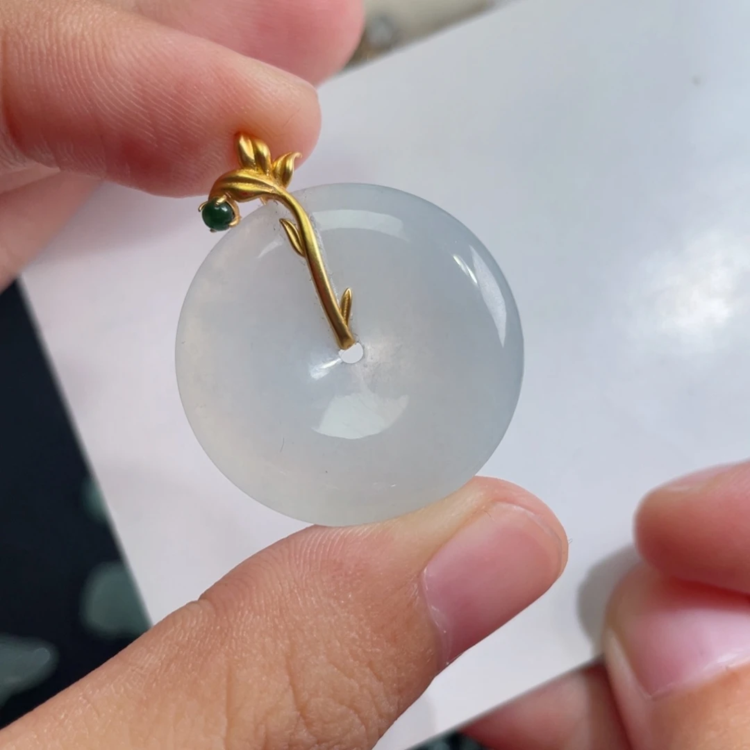 未镶嵌定制翡翠有鉴赏