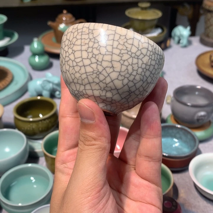 龙泉青瓷哥窑金丝铁线