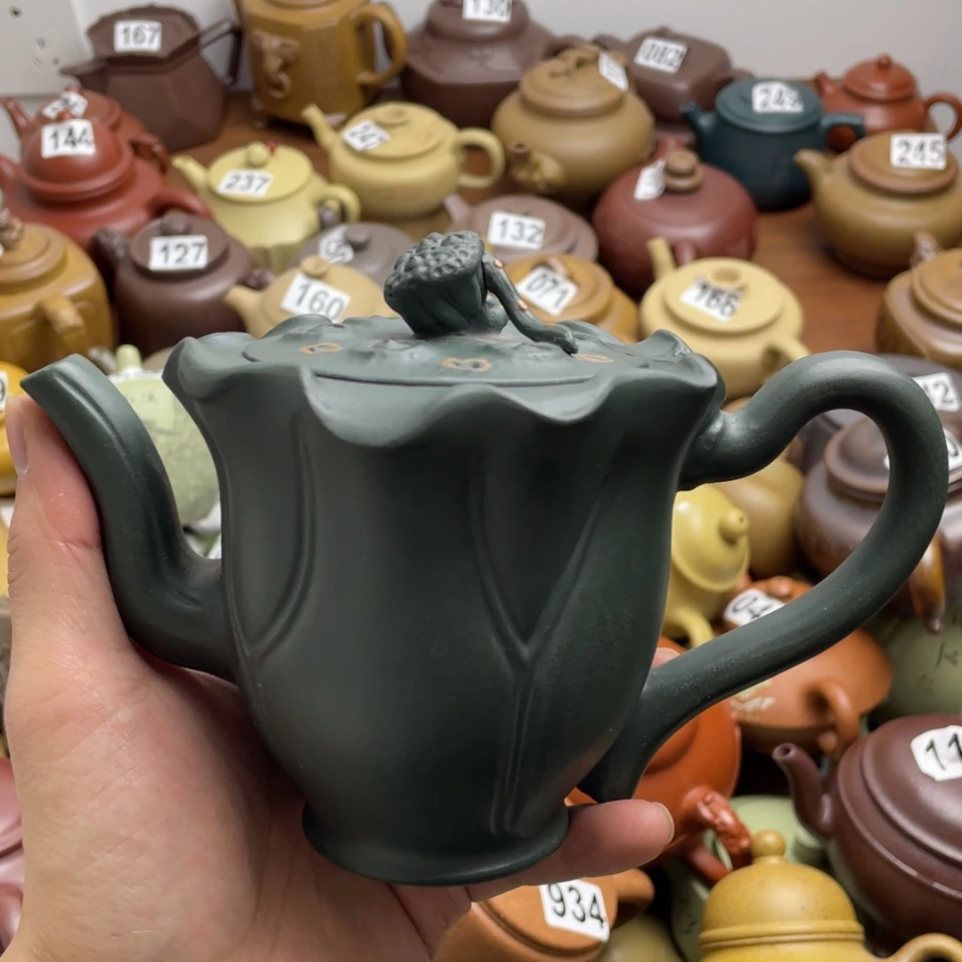 紫砂茶壶和*紫砂微瑕