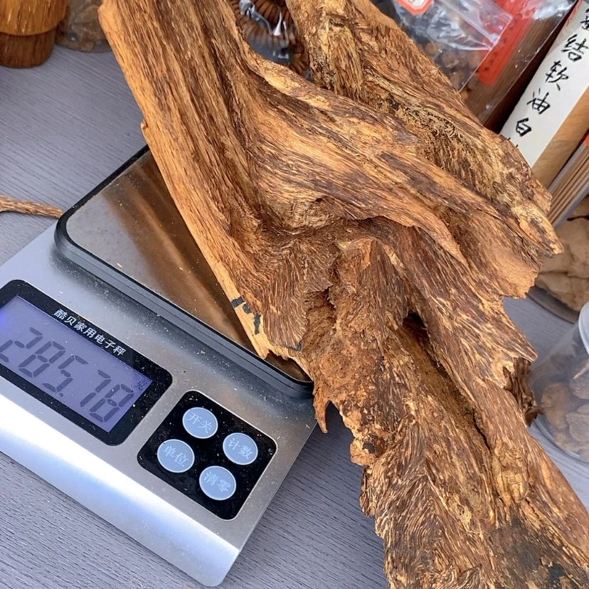 【闪购商品】沉香沉香碎屑达拉干老料285.7克