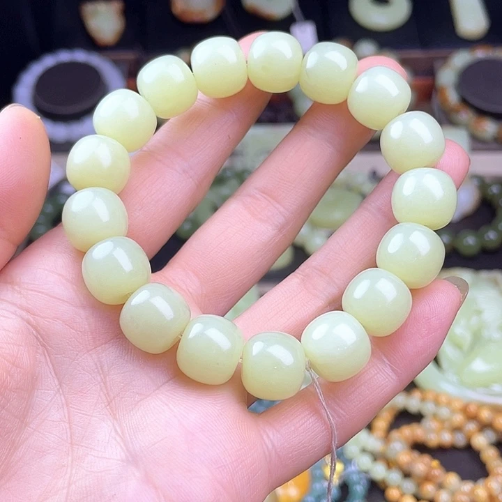 岫岩老玉（透闪石质玉）未镶嵌手链