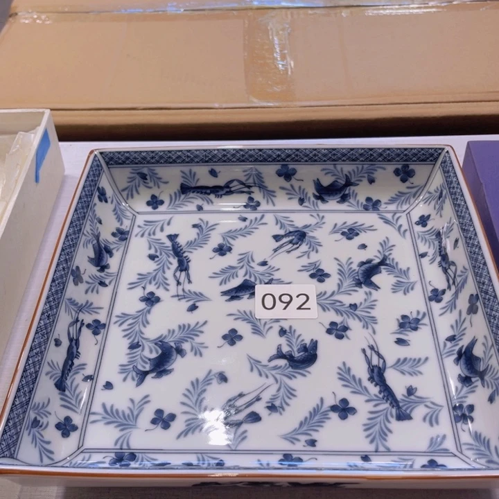 盖碗瓷器制作工艺精湛