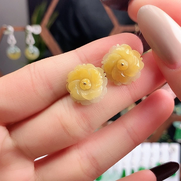 翡翠18K金镶嵌耳饰耳饰