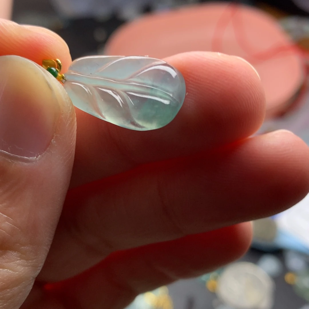 【闪购商品】颈饰18K金镶嵌翡翠翡翠