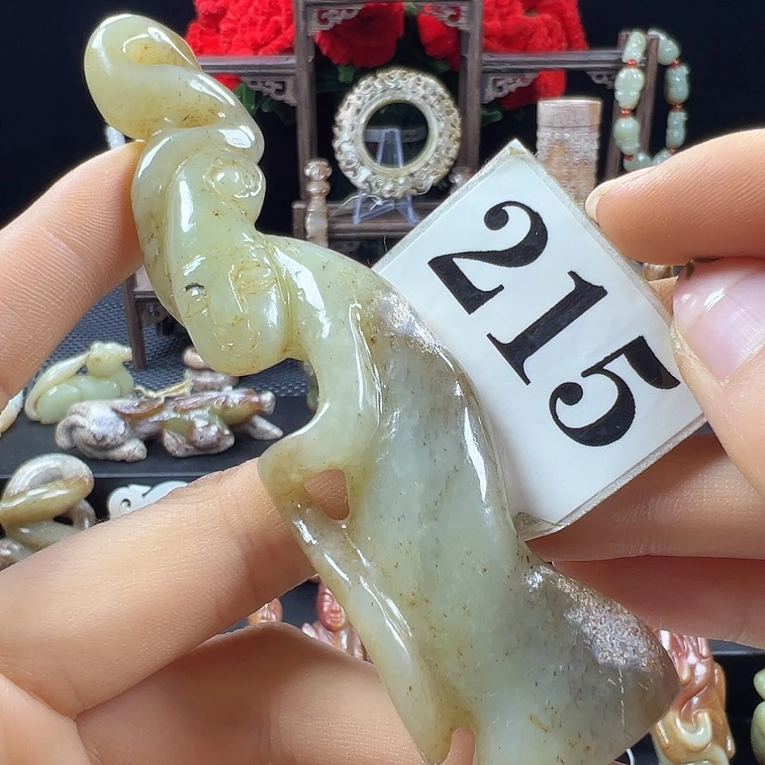 和田玉未镶嵌挂件