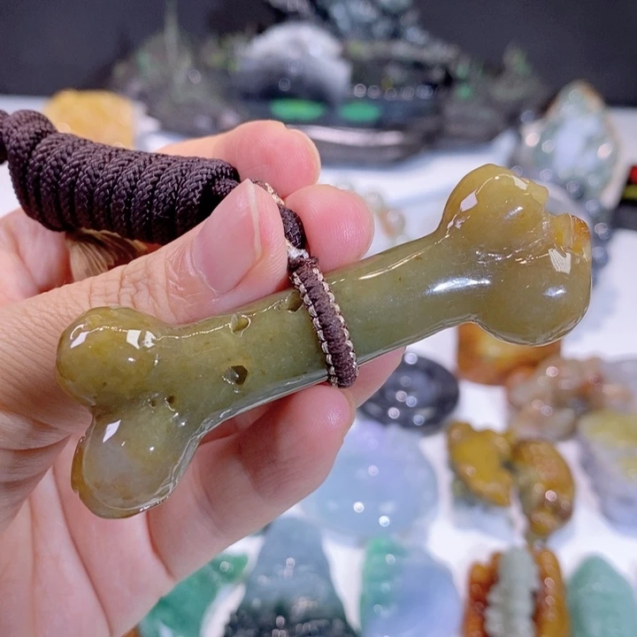 翡翠未镶嵌颈饰翡翠吊坠