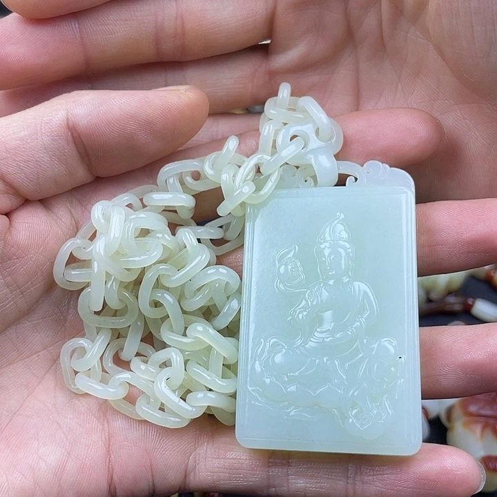 用***6和田玉未镶嵌颈饰