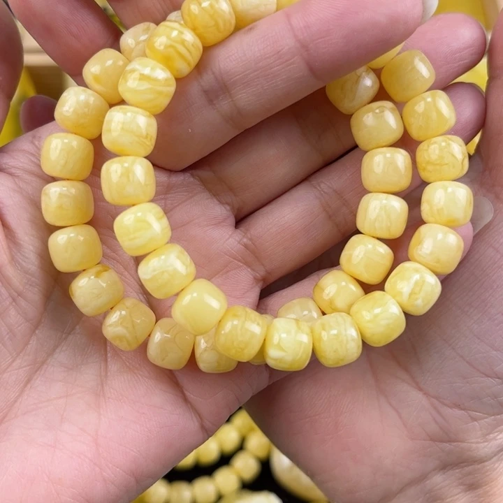 琥珀珠宝奇石未镶嵌琥珀，多样性发其一