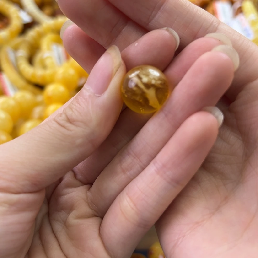 未镶嵌琥珀珠宝奇石