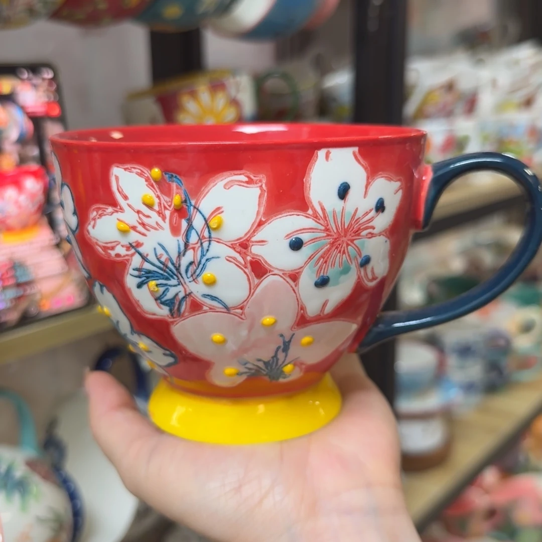 陶瓷花朵浮雕红色早餐杯一只