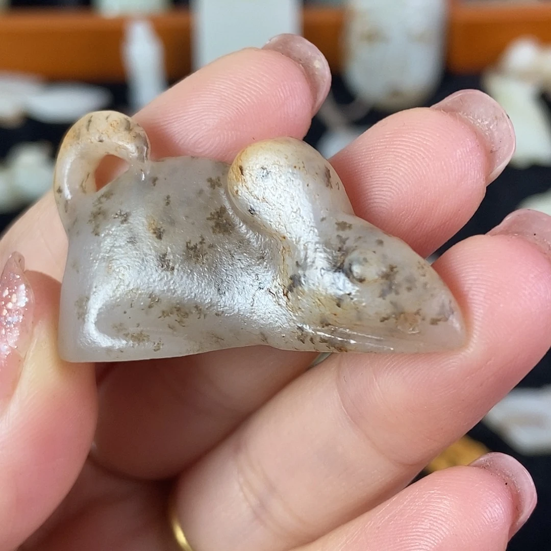 和田玉（糖玉）未镶嵌挂件