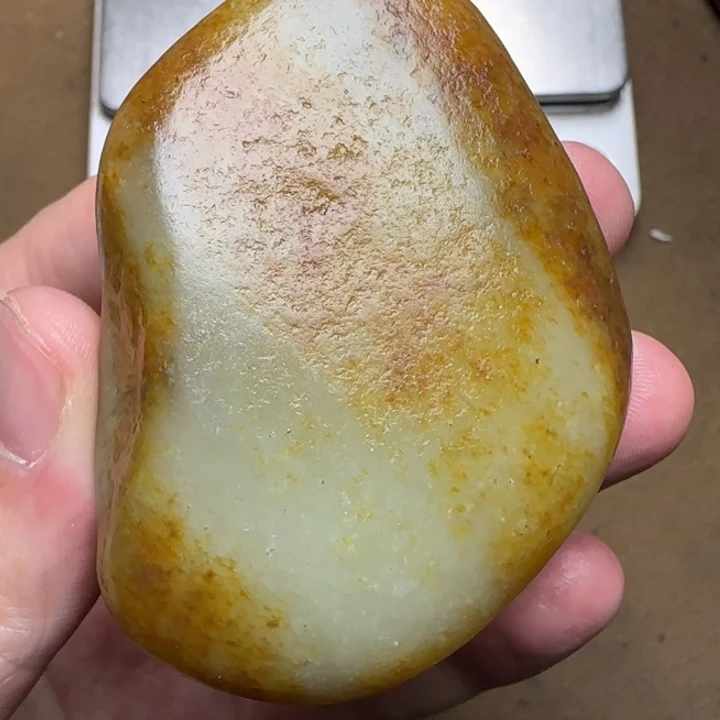 李***飞和田玉未镶嵌挂件