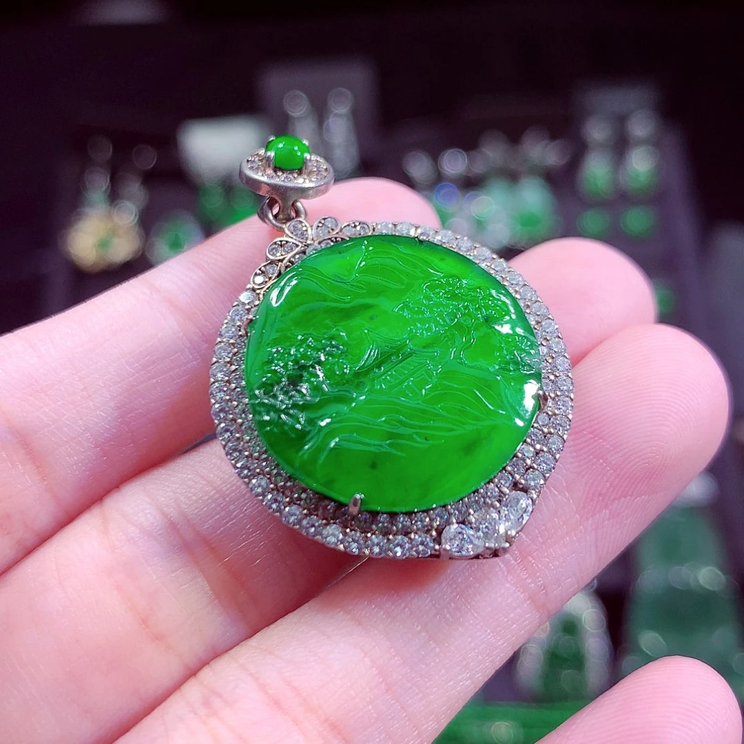 翡翠未镶嵌颈饰天然