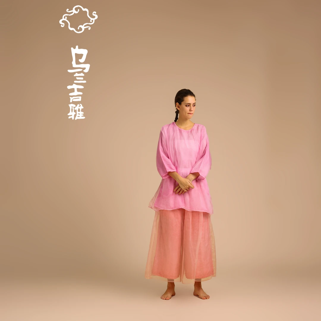 乌兰吉雅原创设计女装 来美中长裙