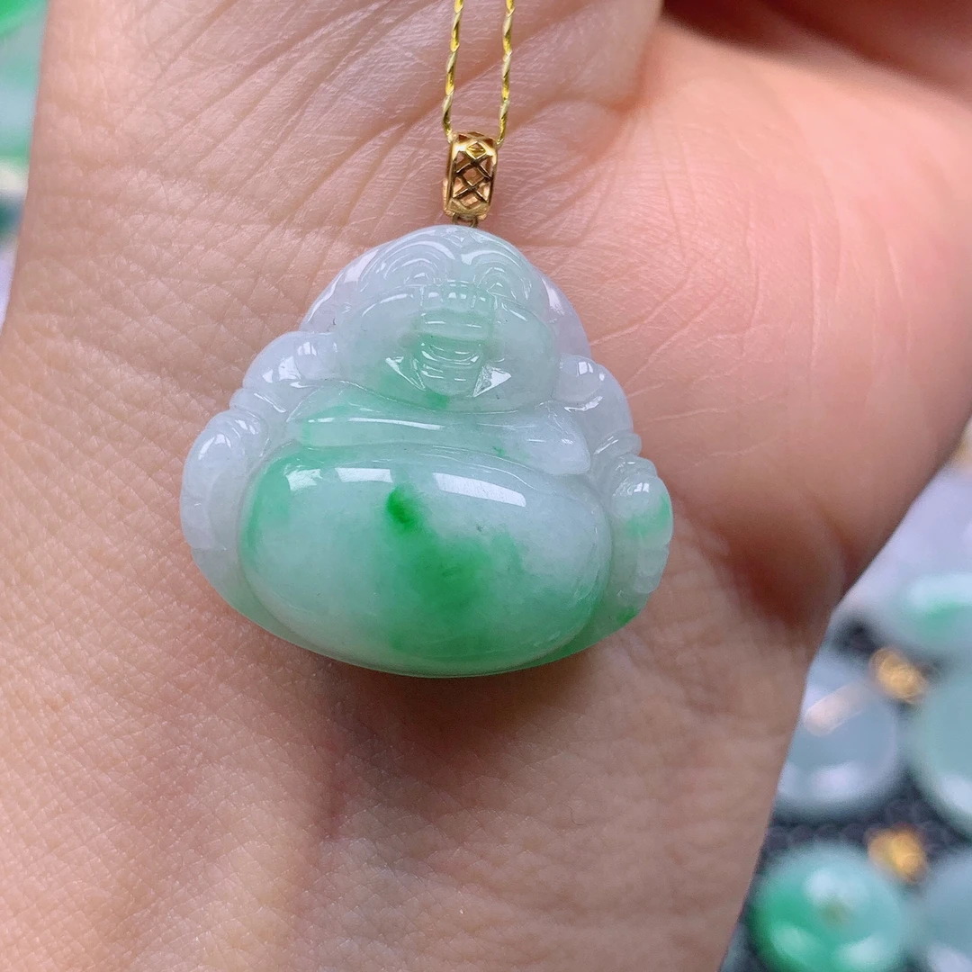 缅甸天然A货翡翠，飘绿佛公 编号29/519尺寸22-25-10