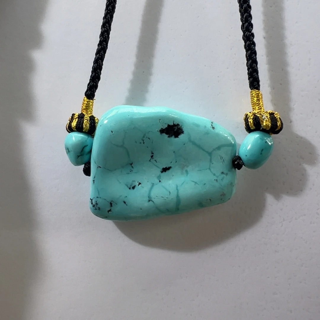 绿松石未镶嵌挂件