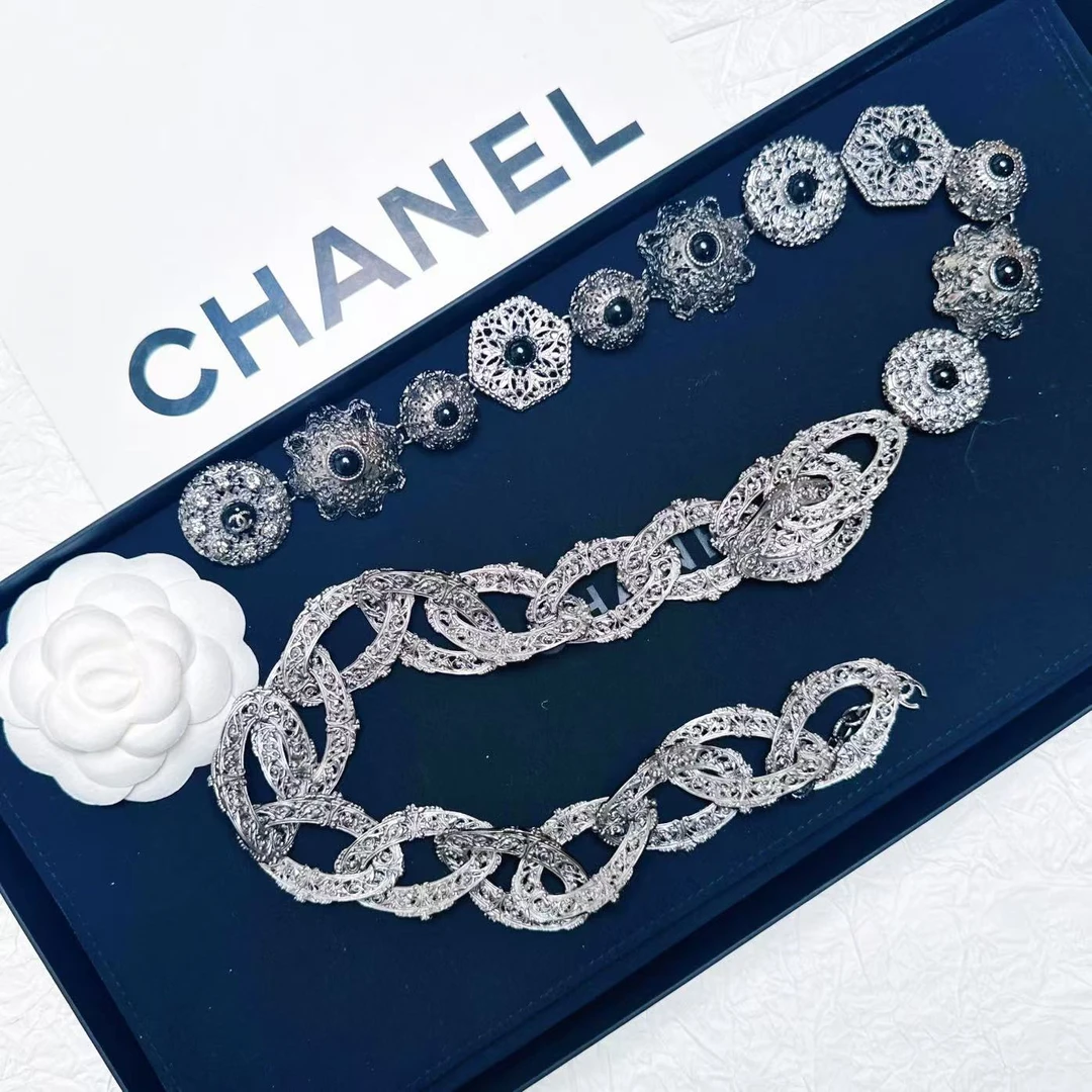 95新 Chanel/香奈儿 柚礼中古/香奈儿重工雕花项链腰链LZ501409