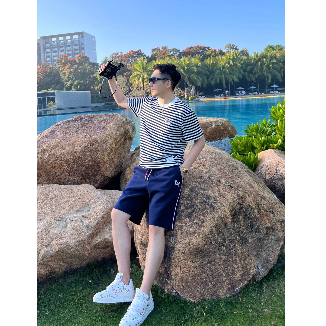 【斑马小狗】夏日清爽条纹撞色小狗刺绣男士情侣休闲短袖T恤K189