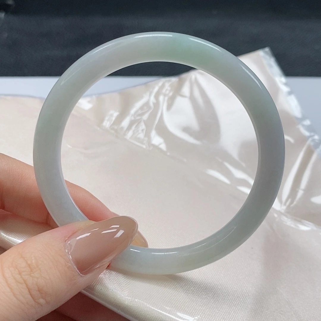 【闪购商品】翡翠手镯（圆镯）未镶嵌353号