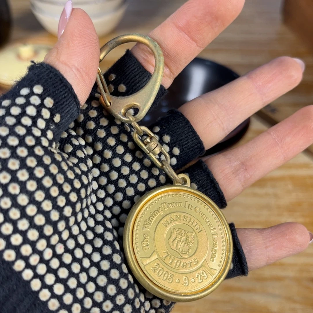 張*我想和她做了你才说要回来陪他们一起