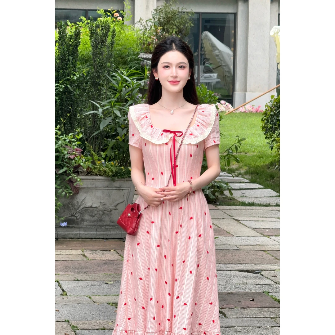 【夏日桃桃】LiLi甜美少女风刺绣爱心连衣裙XMZH7632