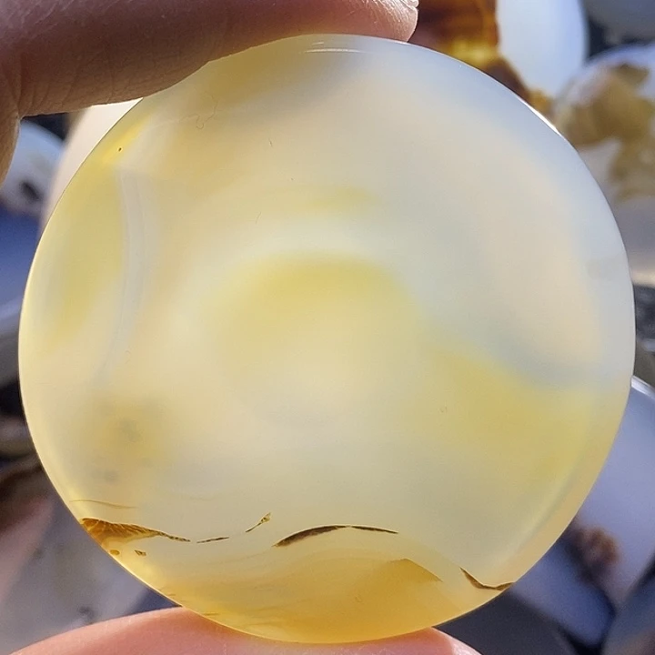 未镶嵌颈饰玛瑙/玉髓右*钉