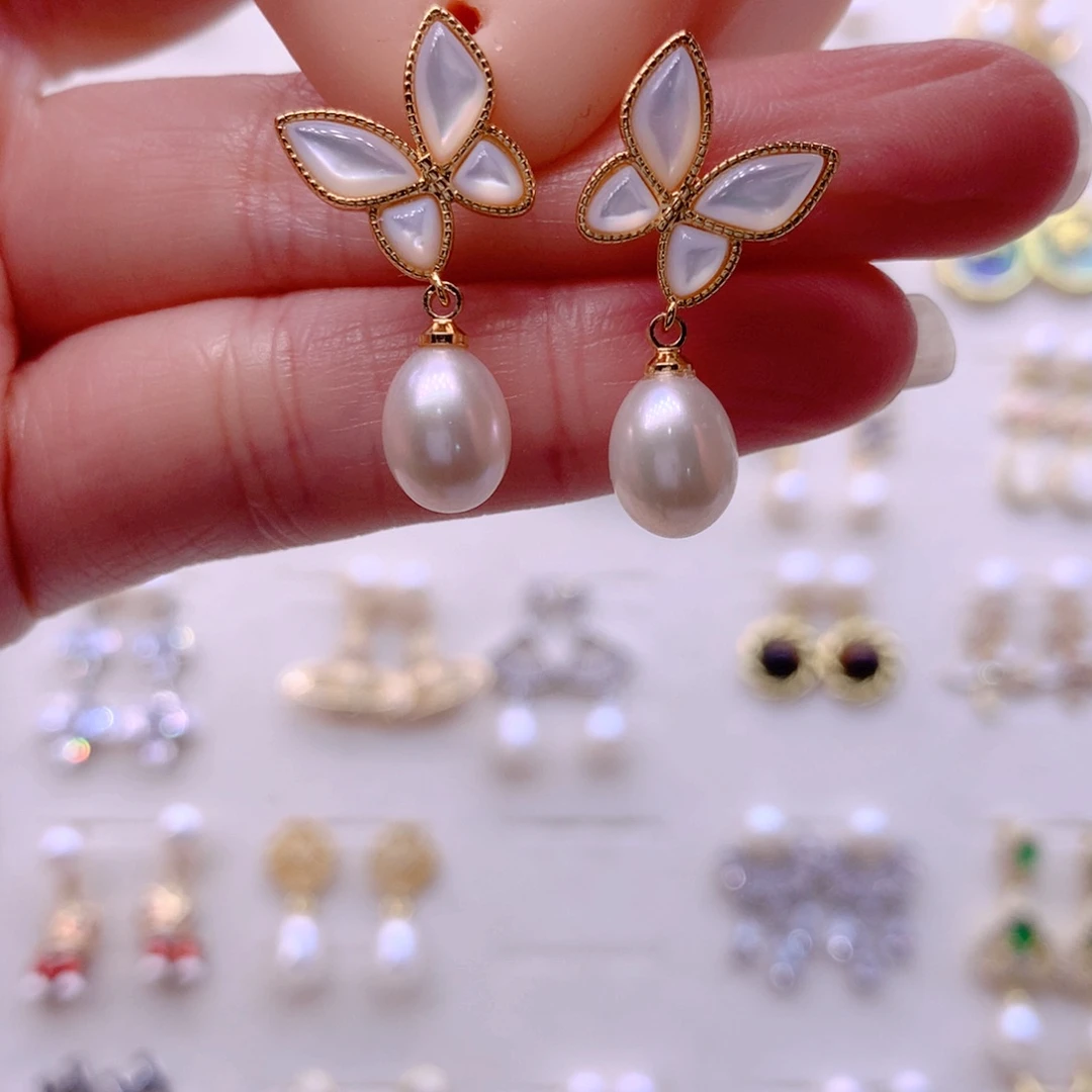 淡水珍珠耳饰合金