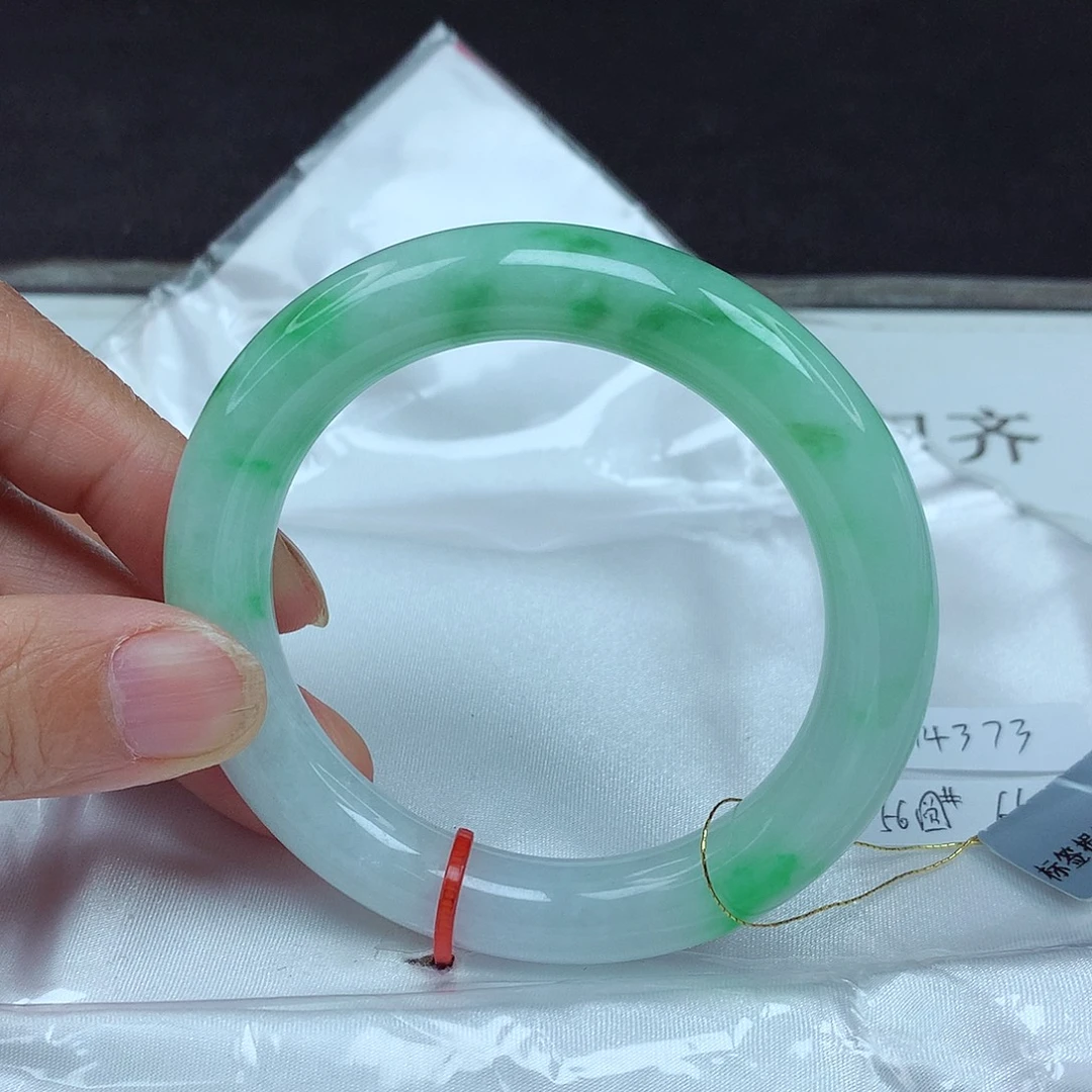 翡翠未镶嵌手镯56圈4373
