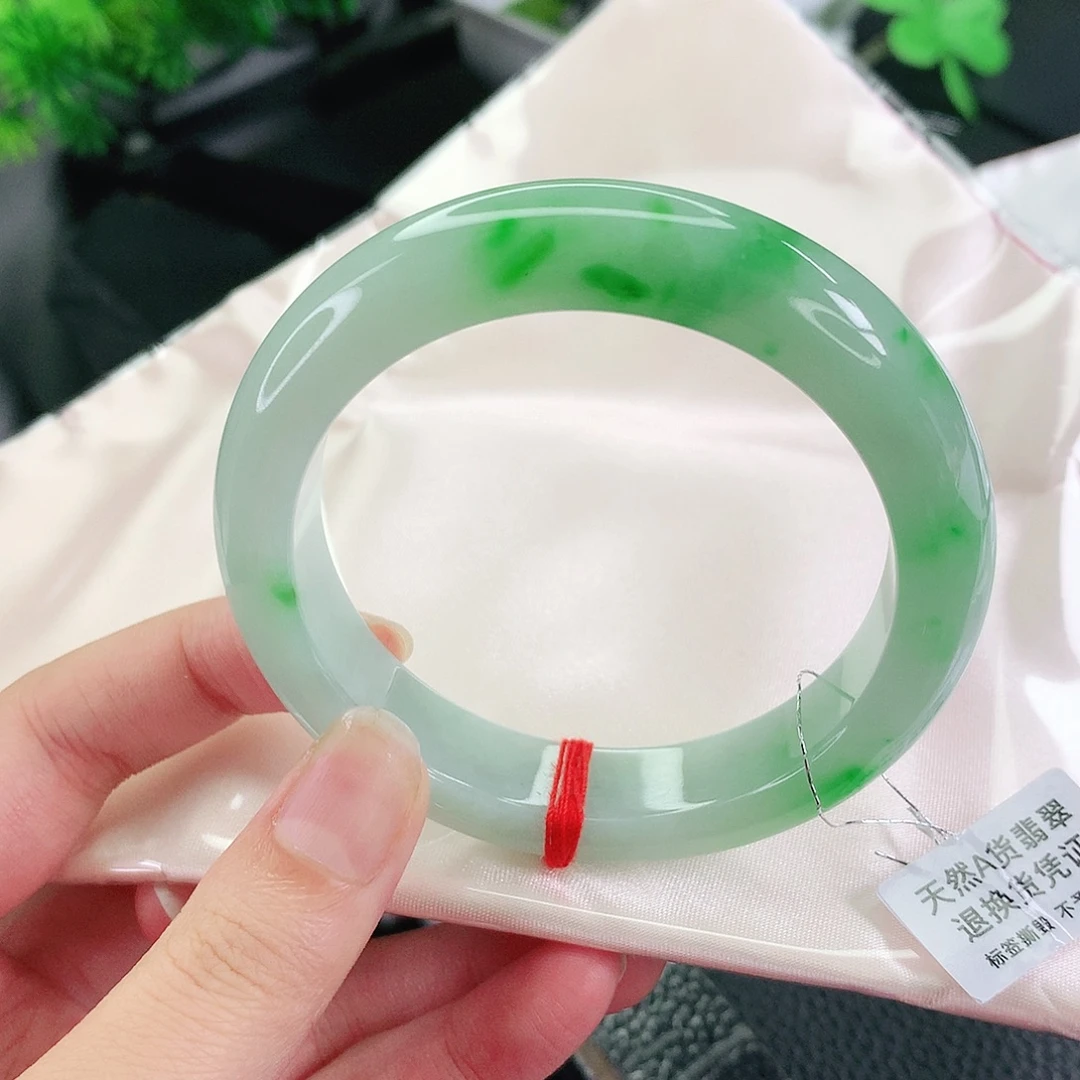 翡翠未镶嵌手镯55圈