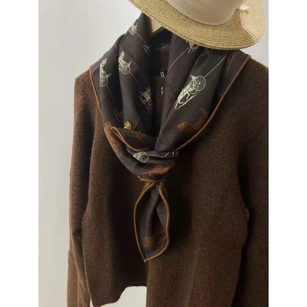 逐梦鸟桑蚕丝羊毛混纺轻奢时尚中双面双色围巾摩卡色马车围巾直播