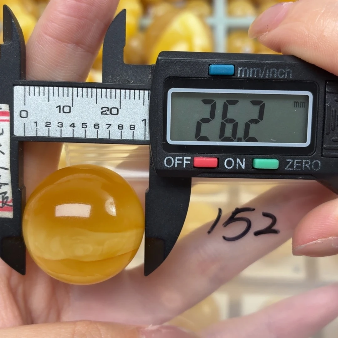 肥***呀未镶嵌蜜蜡裸石蜜蜡