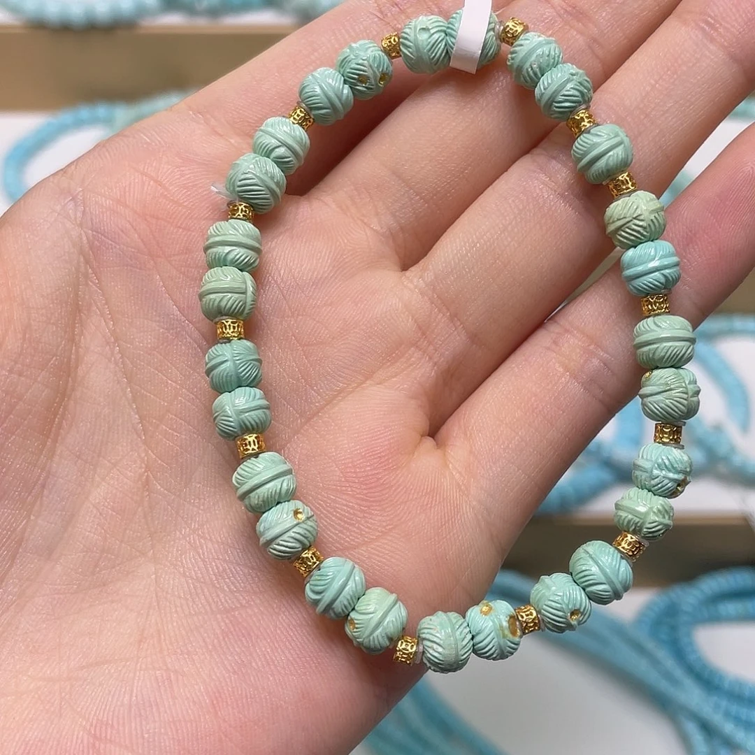 绿松石未镶嵌珠宝奇石9