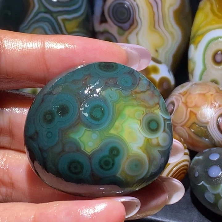 玛瑙/玉髓未镶嵌珠宝奇石51