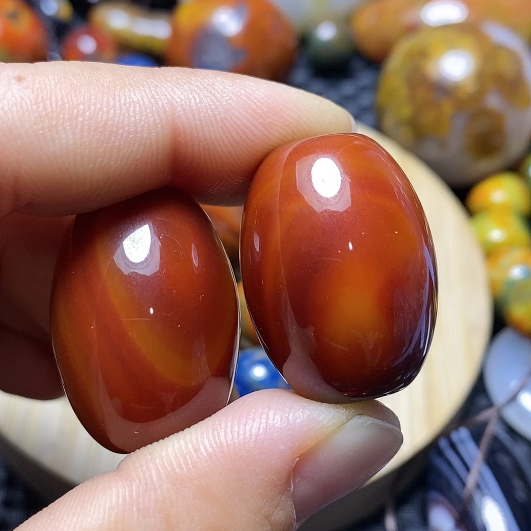 凤***姐玛瑙/玉髓未镶嵌颈饰