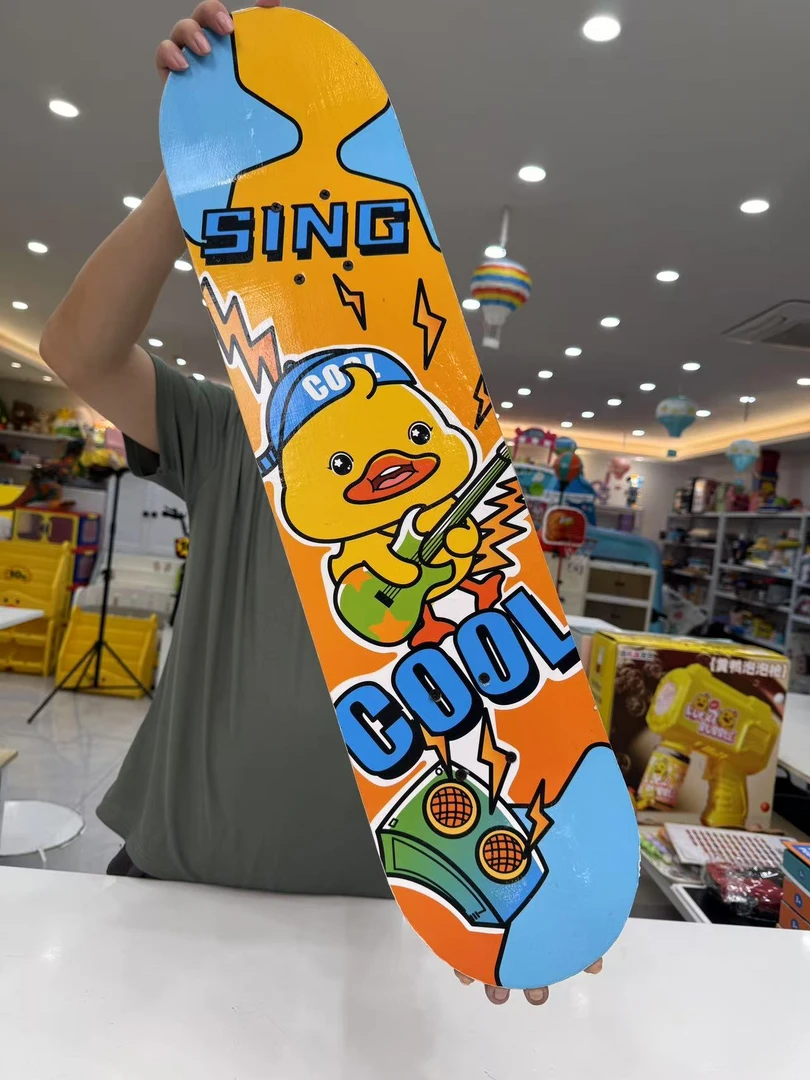 初学者学生科技四轮滑板车 主播补贴