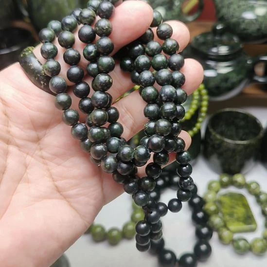 未镶嵌蛇纹石玉108卡8