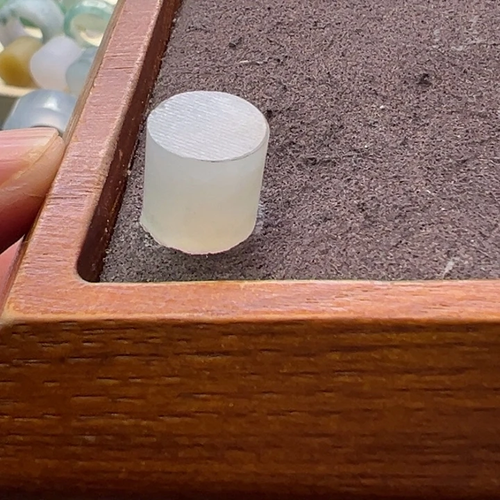 定制翡翠未镶嵌翡翠桶珠