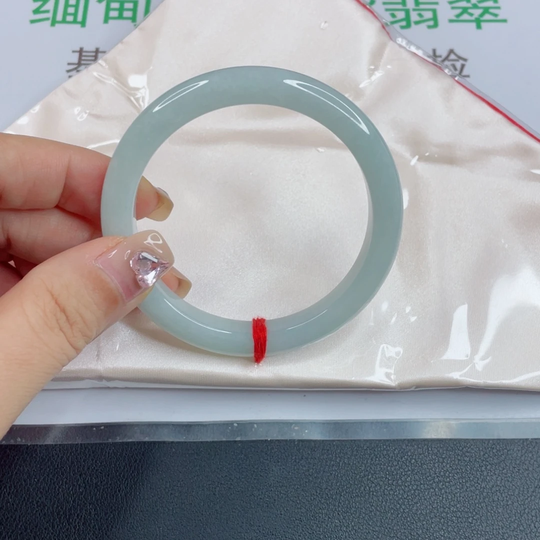 花***人翡翠未镶嵌手镯冰蓝手镯