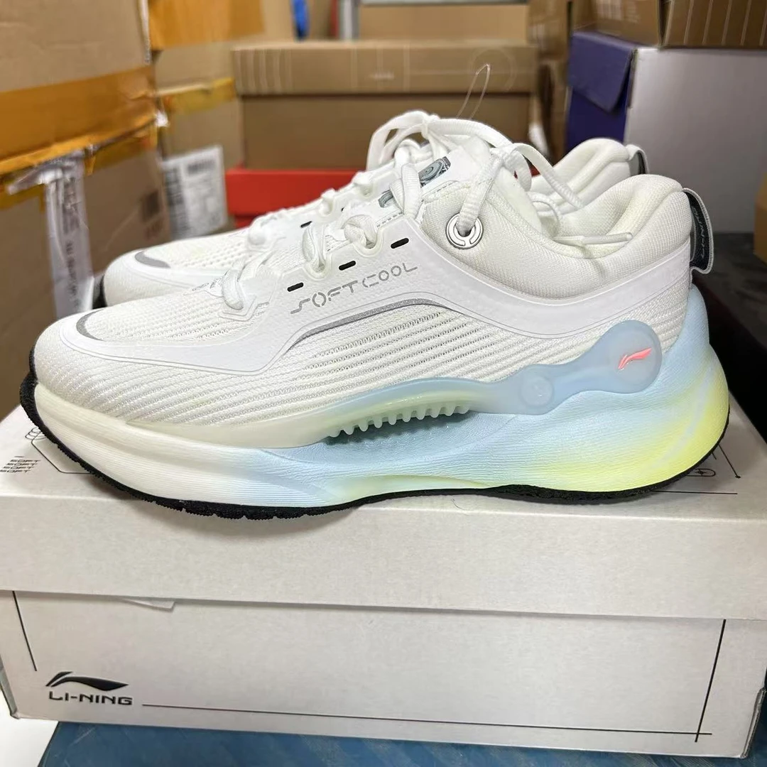 《B品以直播展示为准》鞋面发黄(X1766）李宁女子运动鞋AGLU022-3