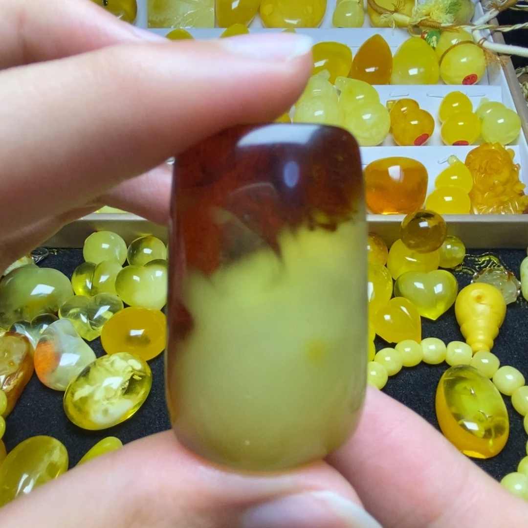 琥珀未镶嵌珠宝奇石