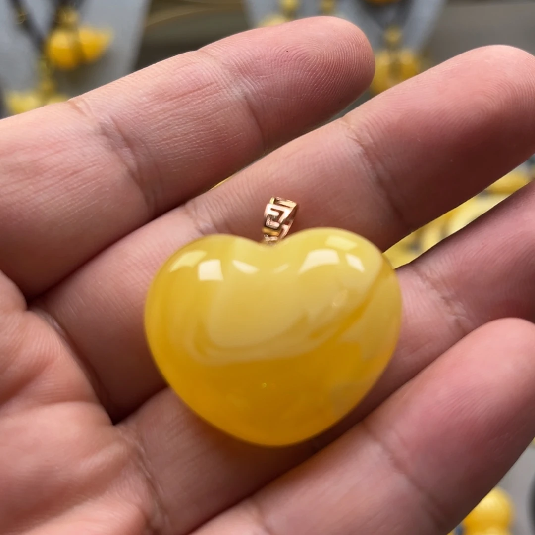 琥珀颈饰18K金镶嵌吊坠