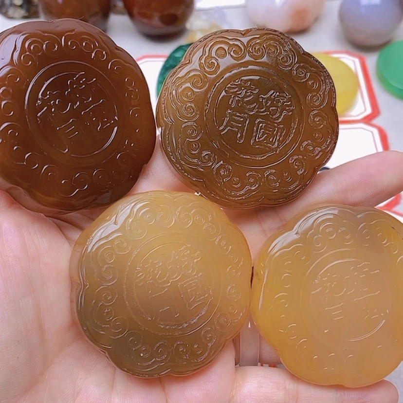 【闪购商品】玛瑙/玉髓未镶嵌珠宝半成品静**天