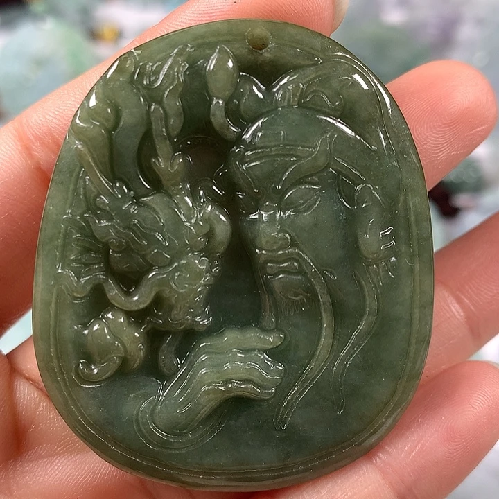 翡翠未镶嵌颈饰玉龙关二爷福利