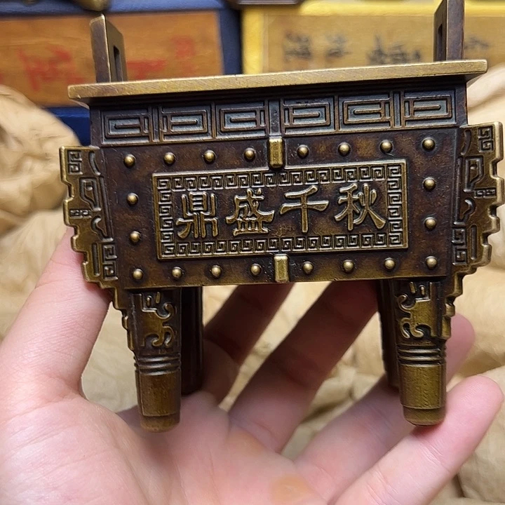 精美铜器摆件下单